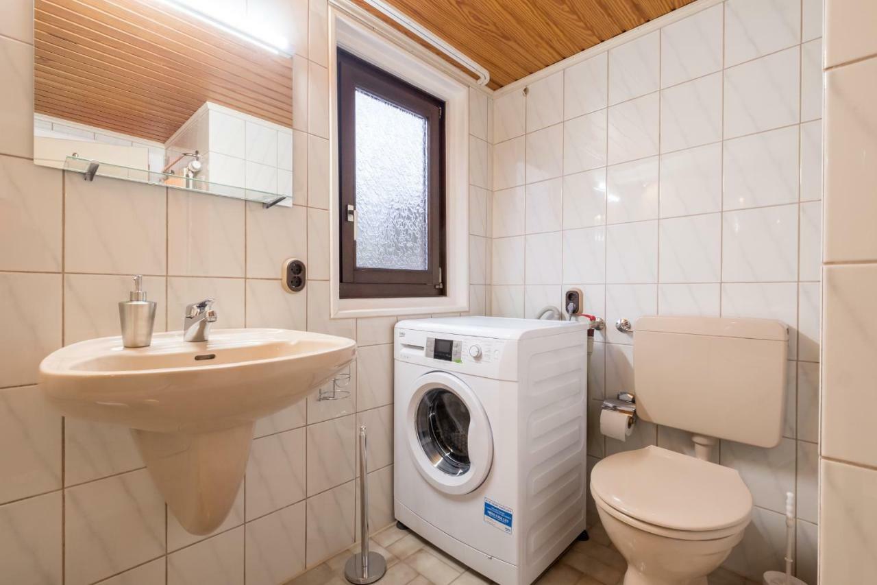 Haus Innerdorf Gemuetliches Ferienhaus Im Taunus Pohl  Eksteriør billede